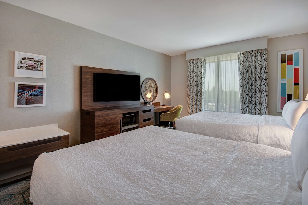 Standard Room, 2 Queen Beds, Accessible, Bathtub - Photo 3