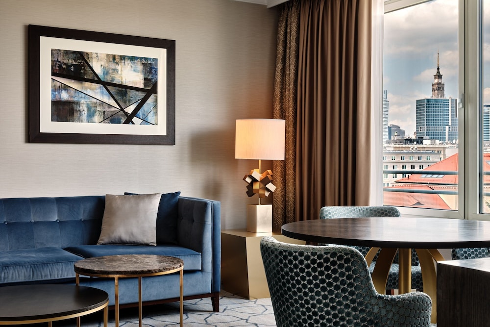 Deluxe Suite, 1 Bedroom - Photo 6