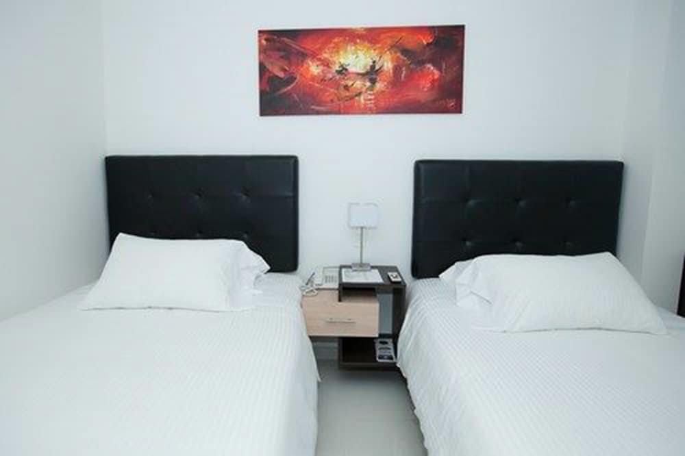 Family Room, 2 Double Beds photo 1