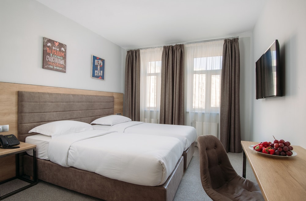 Standard Twin Room, Non Smoking photo 1