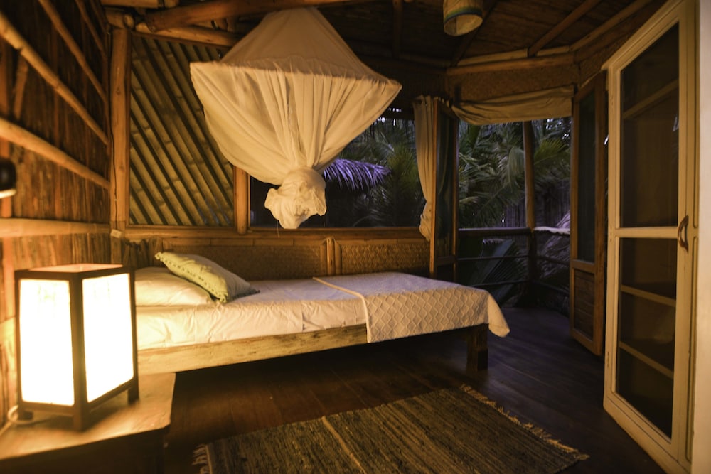 Room, 1 Large Twin Bed, Balcony photo 2