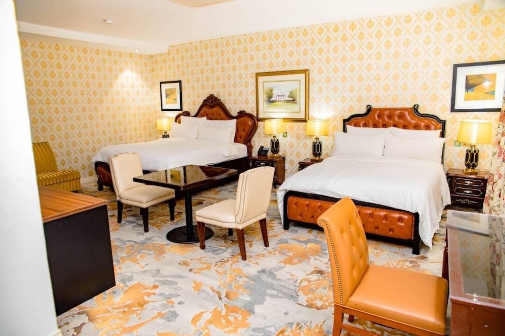 Superior Twin Room, City View