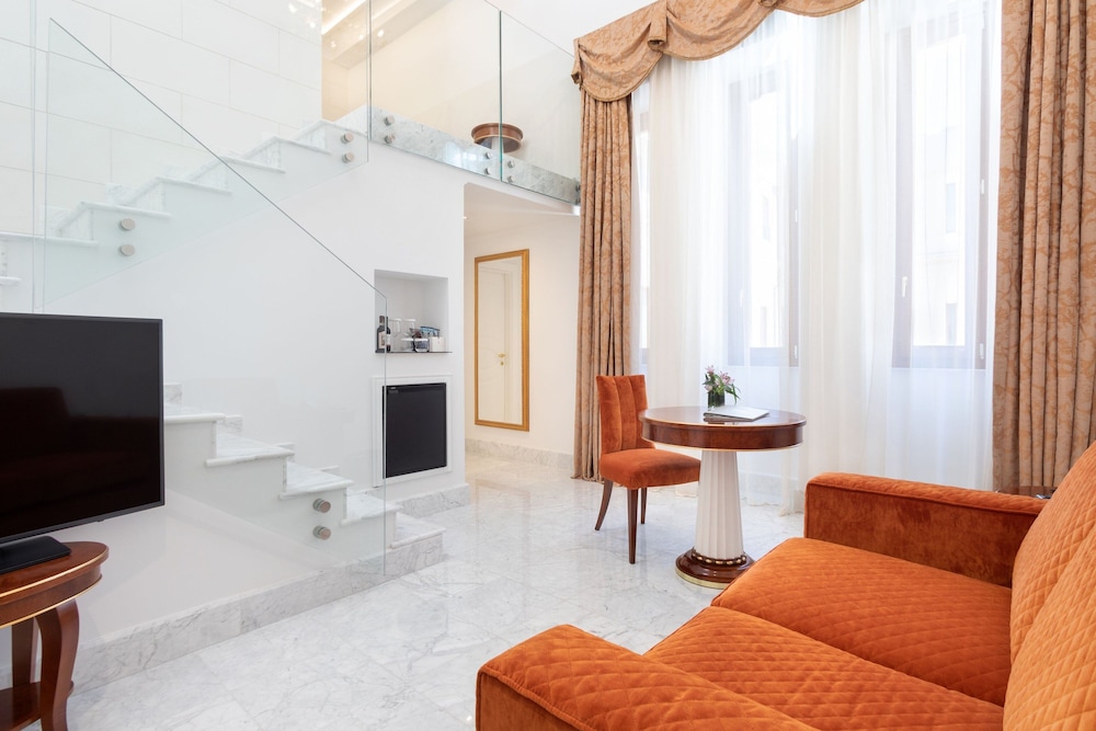 Duplex, 1 Twin Bed (No View)