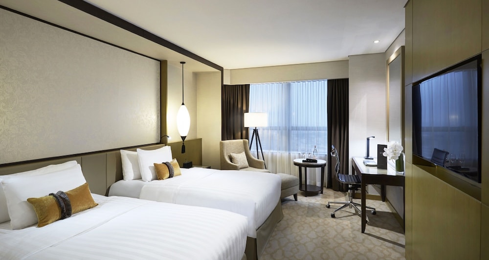 Deluxe Room, Connecting Rooms