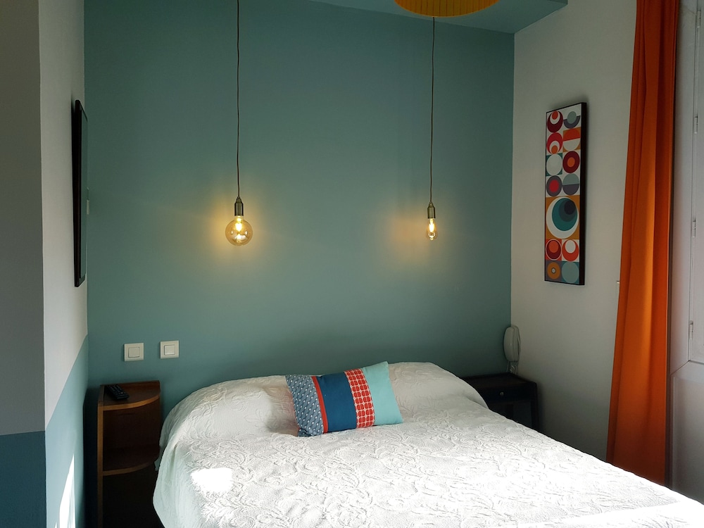 Small Double Room - Photo 3