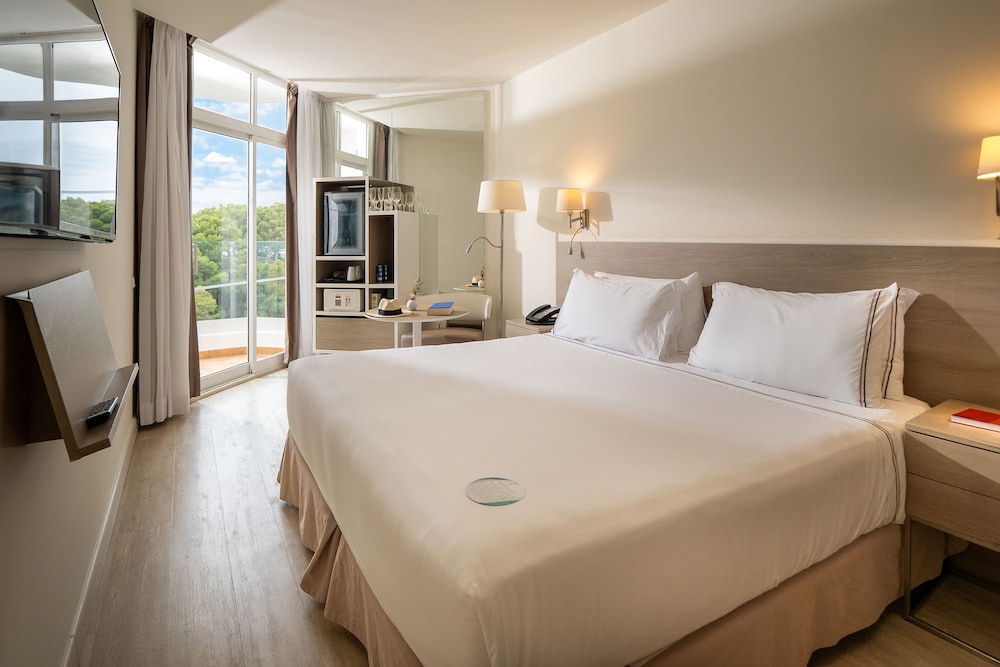 Melia Guestroom