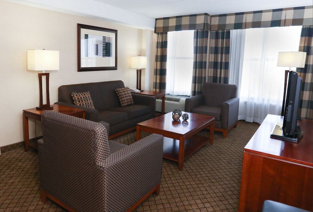 Standard Room, 1 King Bed photo 1