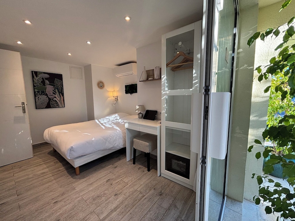 Classic Double Room photo 2