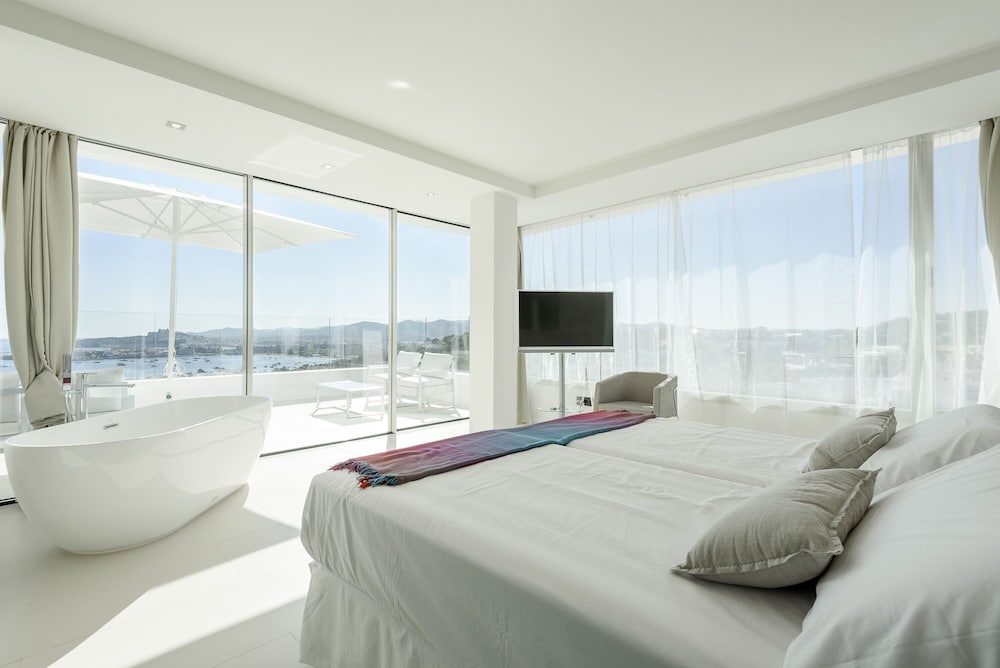 Villa de lujo, 4 habitaciones, con vista al mar