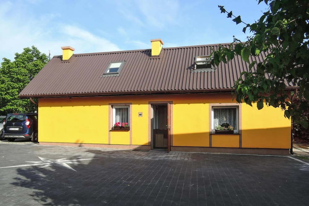House photo 2