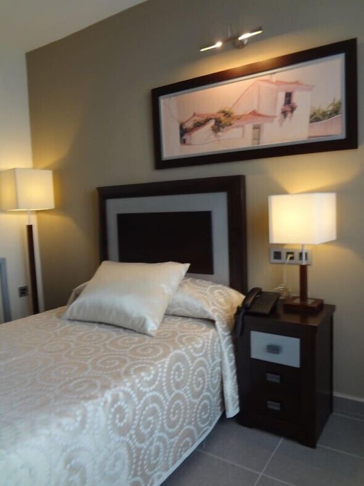Single Room, 1 Twin Bed photo 3