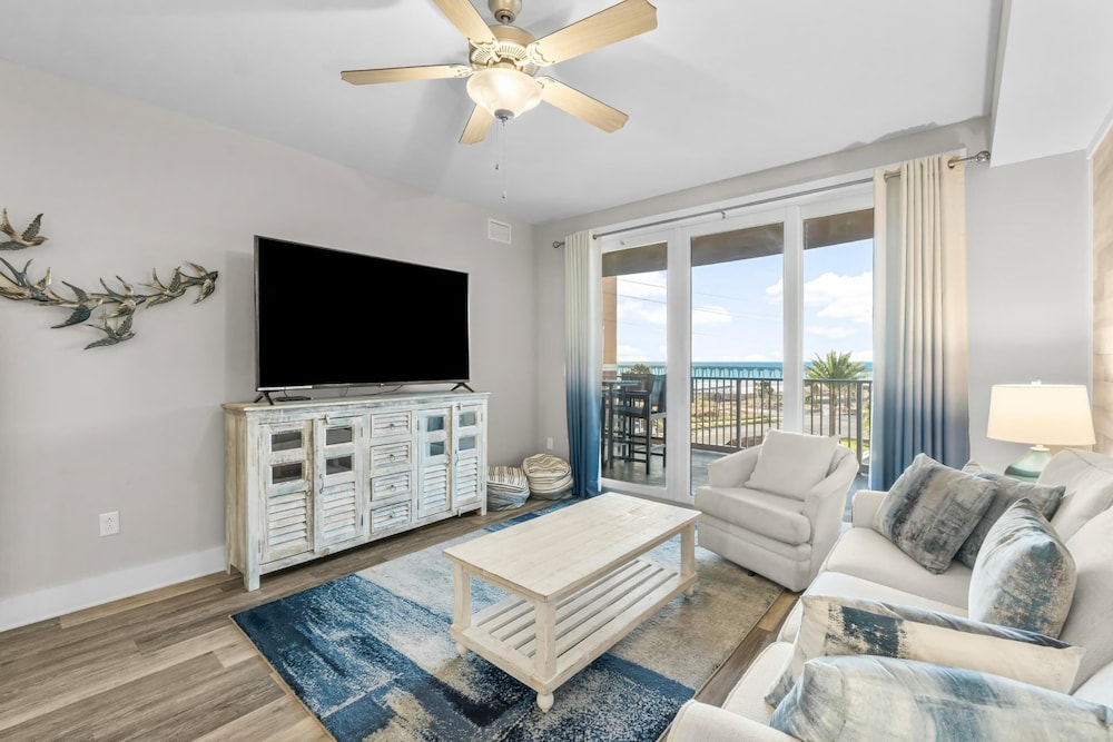 Condo, 3 Bedrooms, Ocean View (3-302)