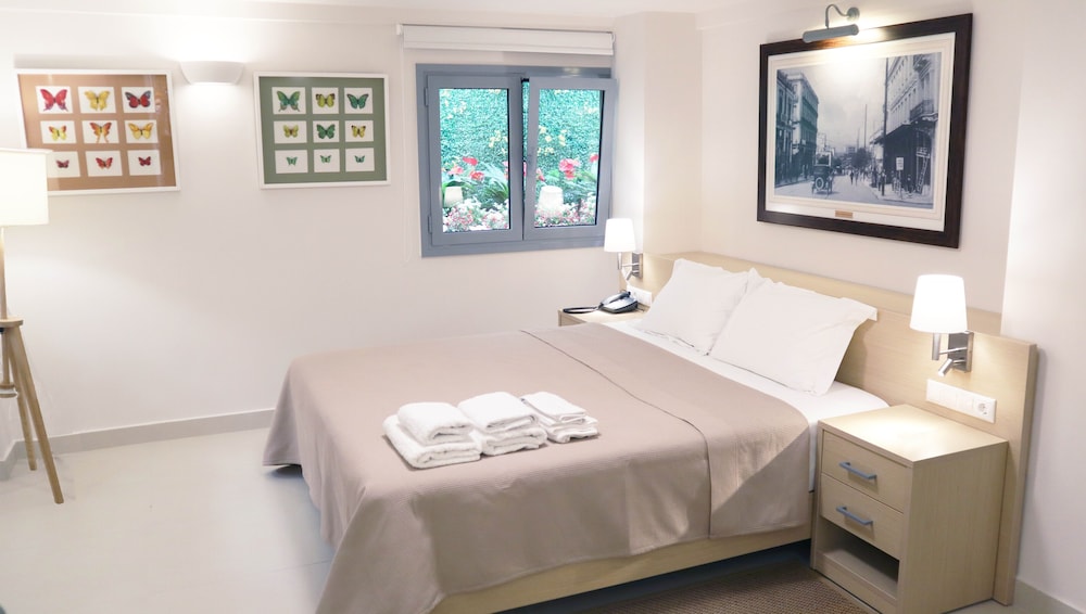 Basic Apartment