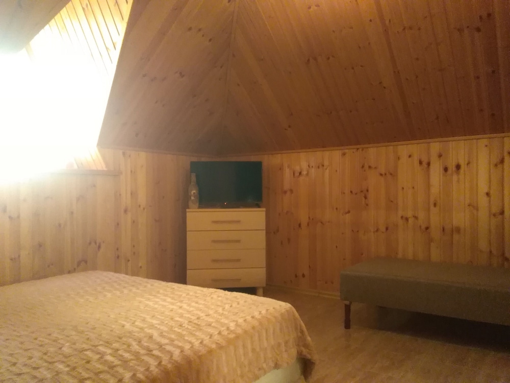 Standard Double or Twin Room, Shared Bathroom photo 3
