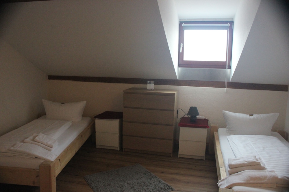 Suite, Private Bathroom, City View (Dachsuite)