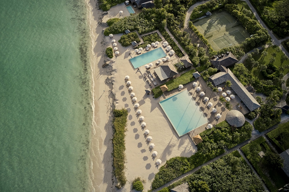 Suite, Beachfront - Photo 2