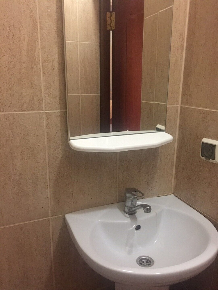 Standard Quadruple Room (Ground Floor) photo 3