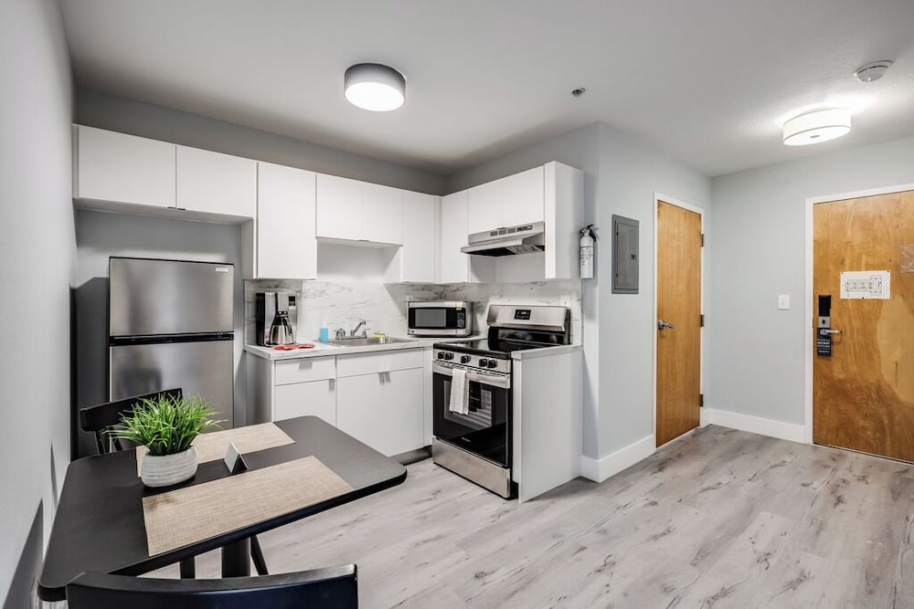 South River Suites — photo 34