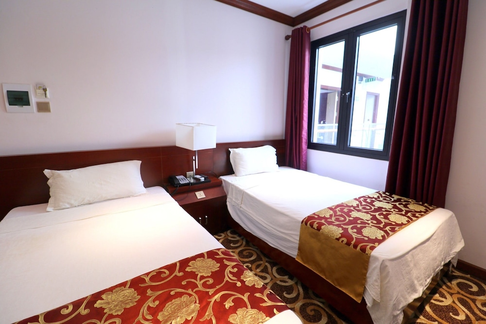 Deluxe Double Or Twin Room photo 3