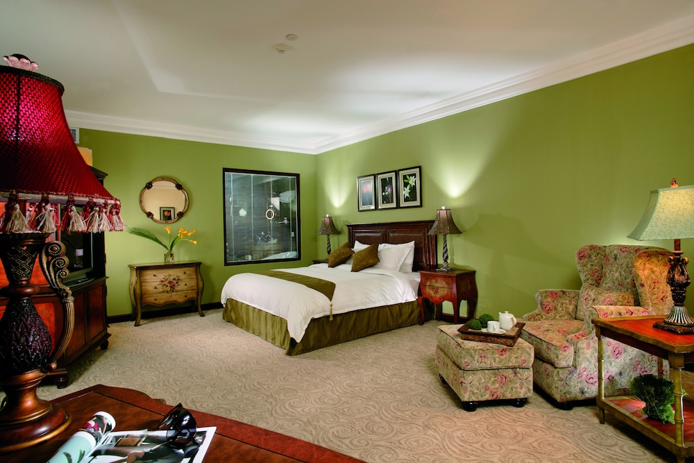 Deluxe Room - Photo 1