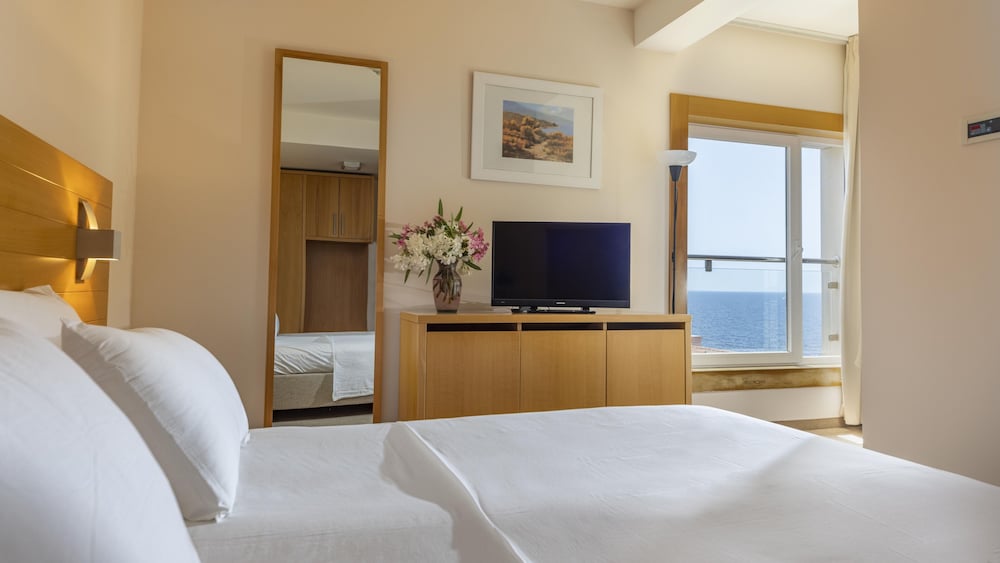 Family Room, 2 Bedrooms, Balcony, Sea View photo 1