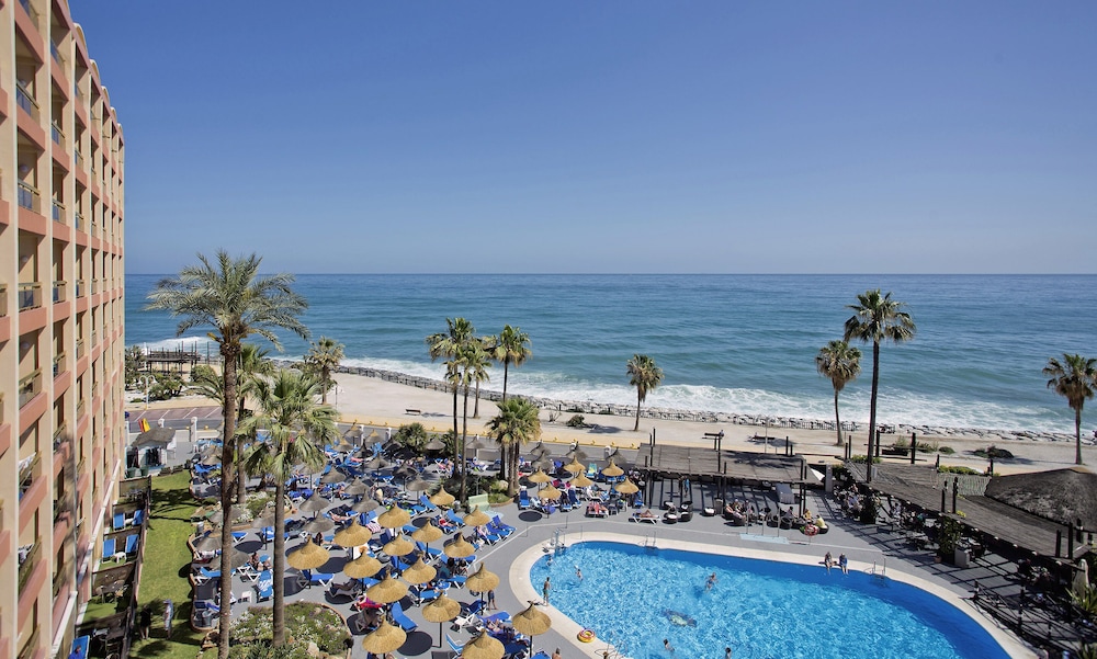 Apartment, 2 Bedrooms, Terrace, Sea View - Photo 1