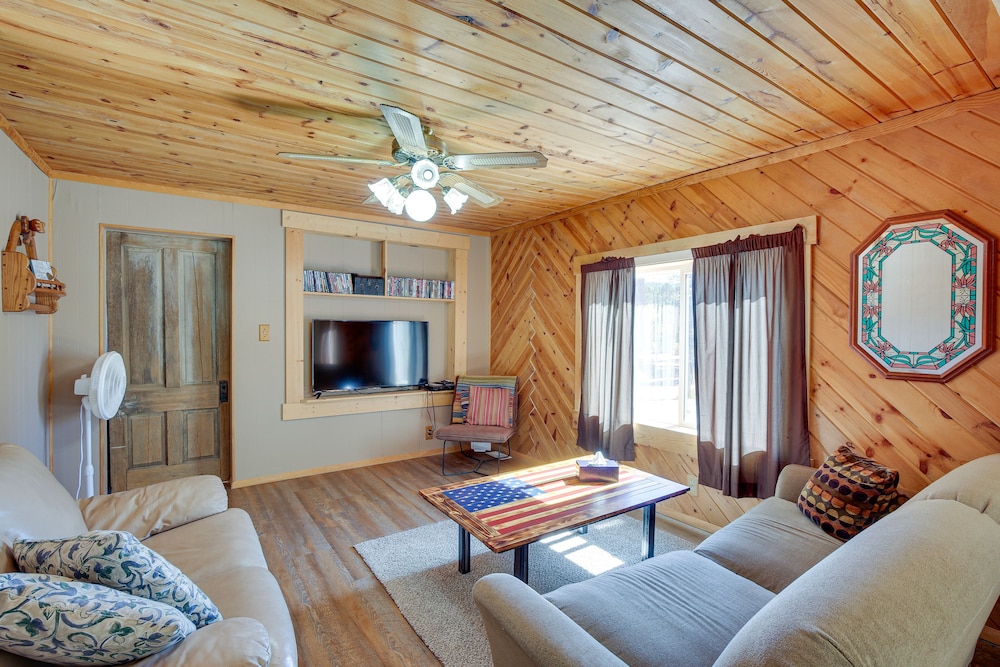 House (2 Bedrooms) photo 1