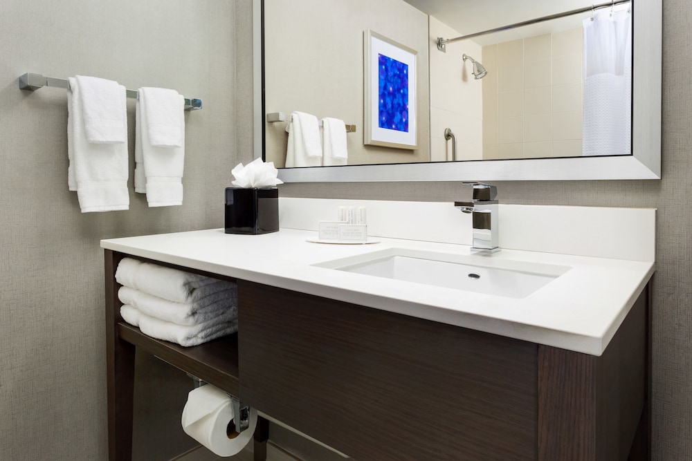 Room, 2 Queen Beds (Hearing Accessible)
