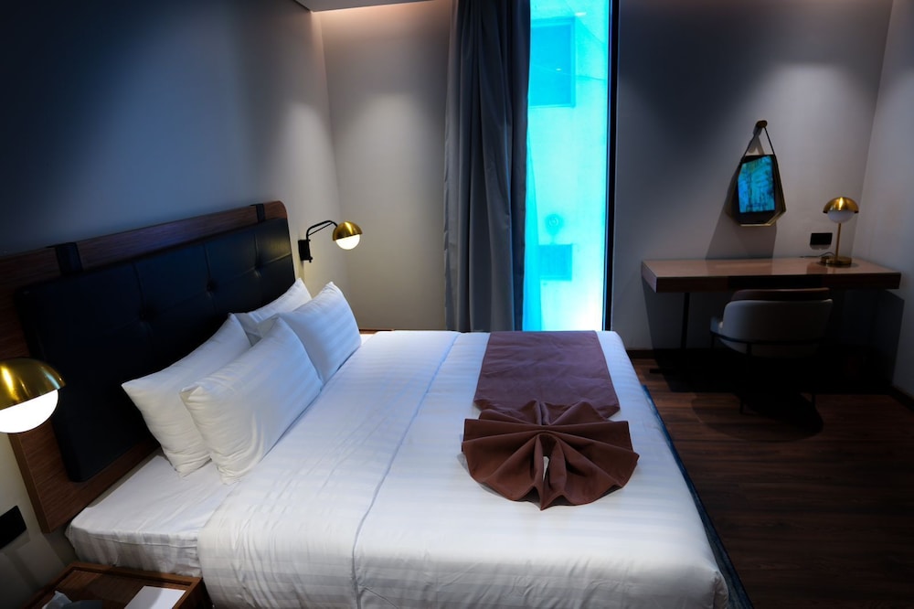 Suite, 1 Bedroom photo 3