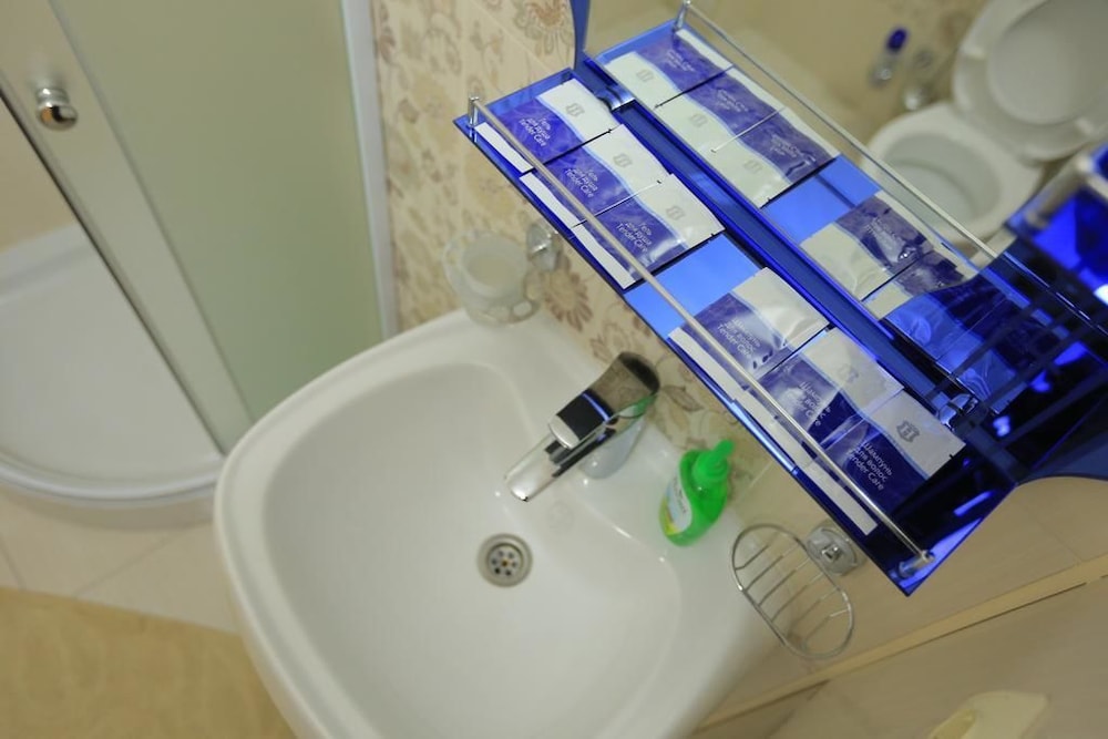 Traditional Room, 3 Twin Beds, Non Smoking, Mountain View photo 2