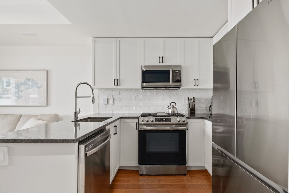 Premier Suite, 2 Bedrooms, Lake View photo 2