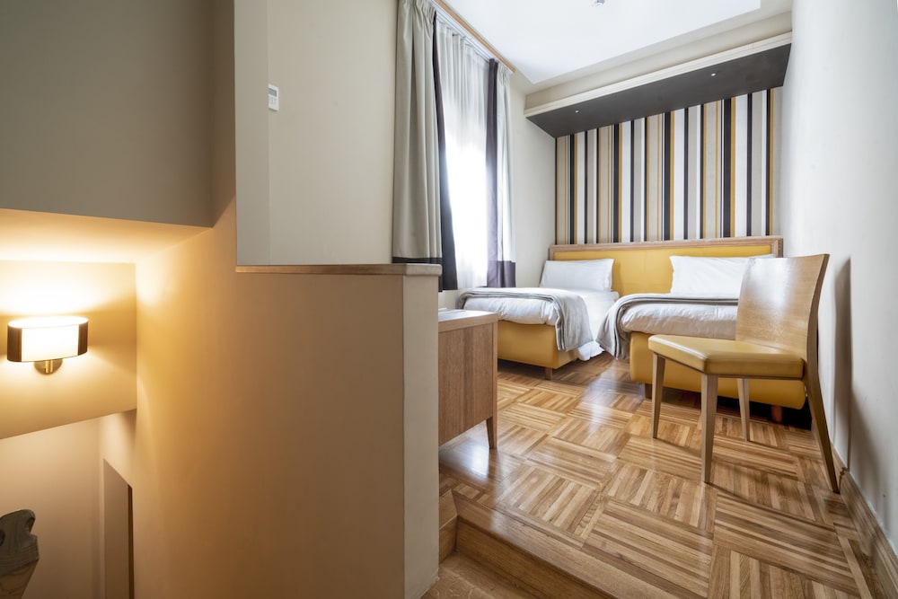 Family Suite photo 2