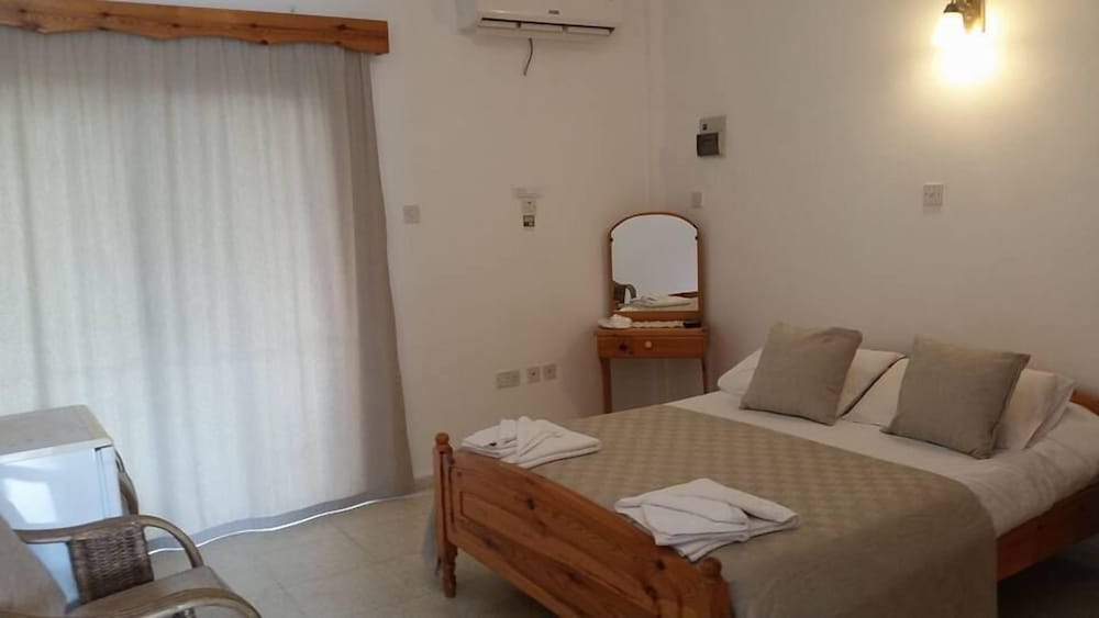 Standard Double Room, Non Smoking photo 2