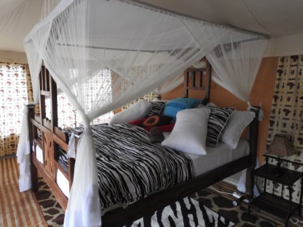Luxury Tent, 1 Double Bed, Non Smoking (Single Use) photo 1