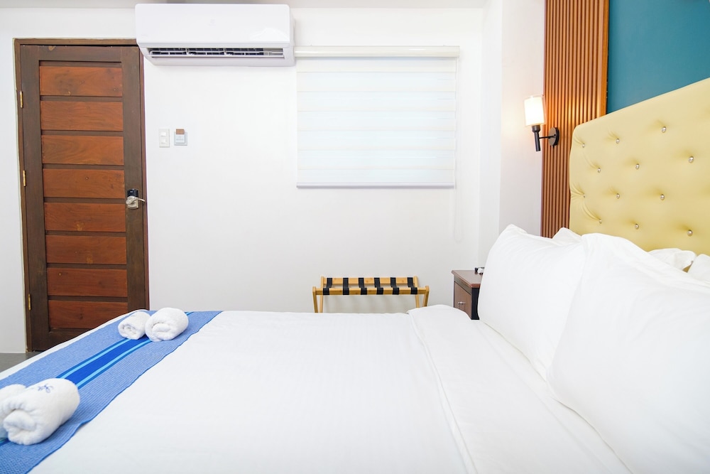 Junior Room - Photo 15