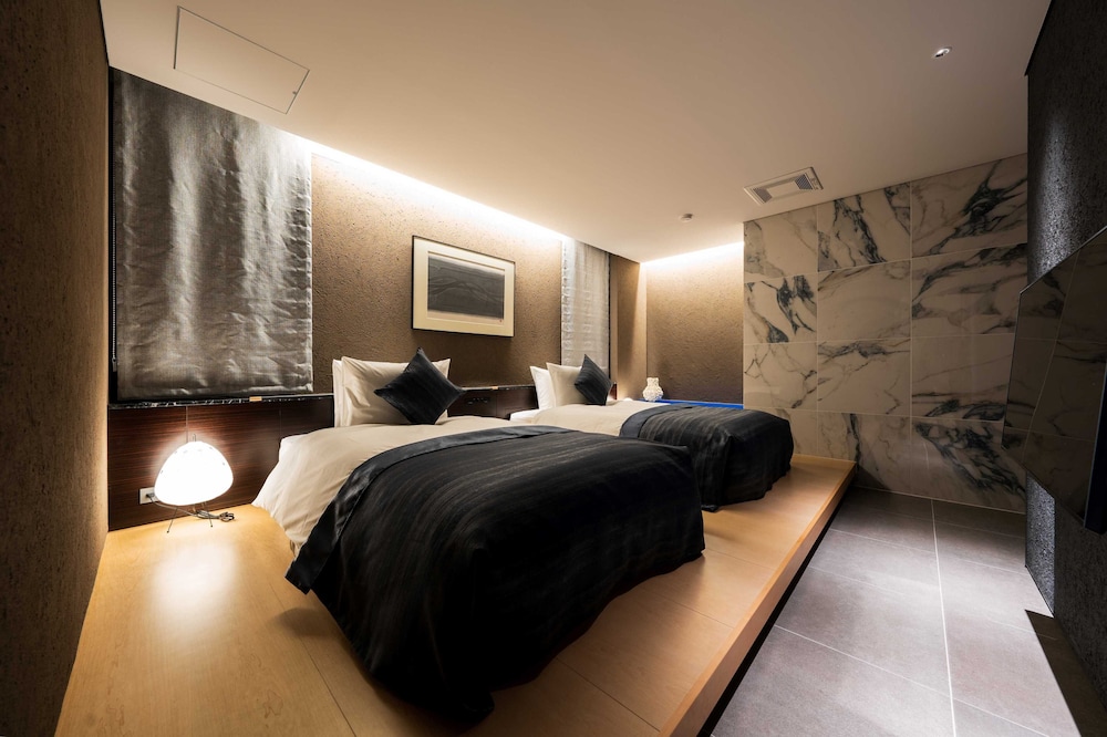 Premier Suite photo 2