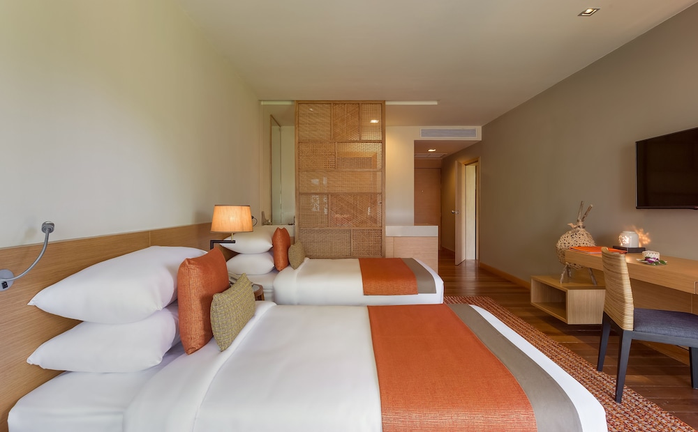 Connecting Room Deluxe Main Wing photo 3