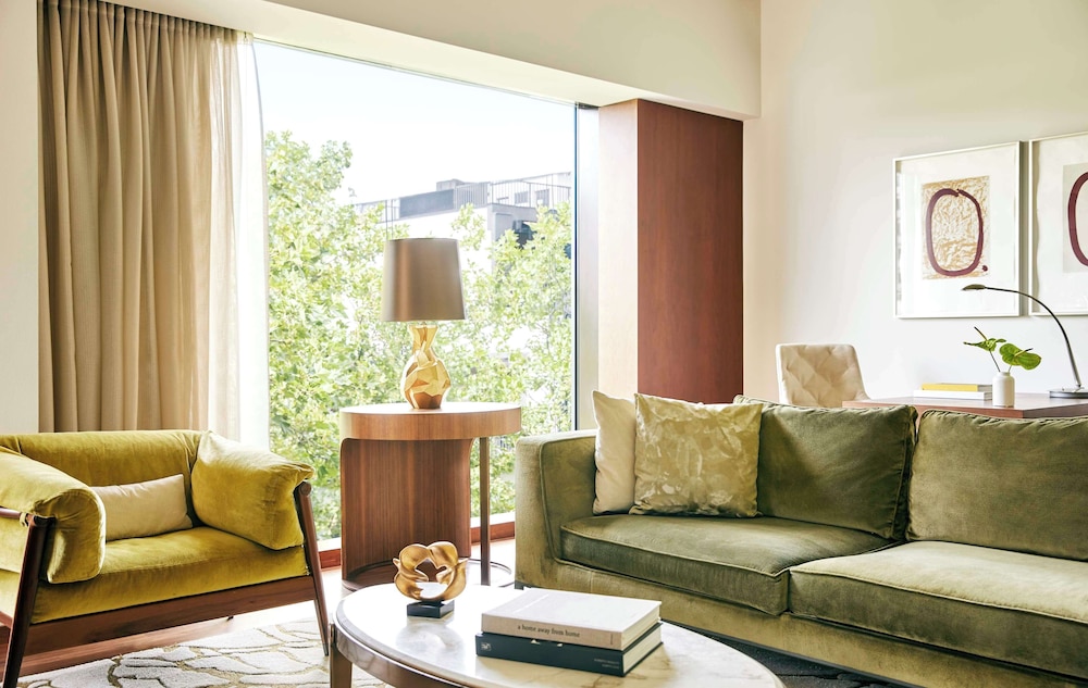 Suite, 2 Bedrooms, Corner (Park) - Photo 8