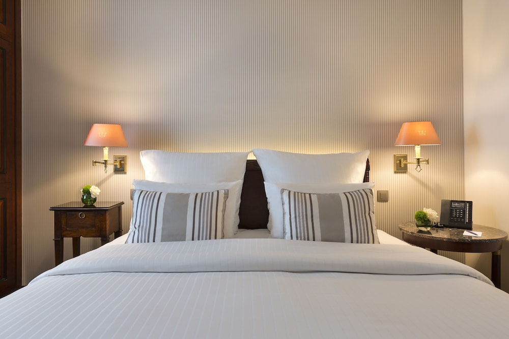 Classic Room, 1 Queen Bed - Photo 1