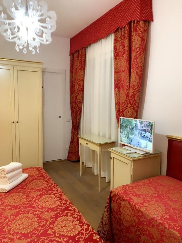 Double Room, Balcony (Suite) photo 1