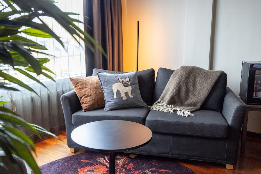 Family Room - Photo 1