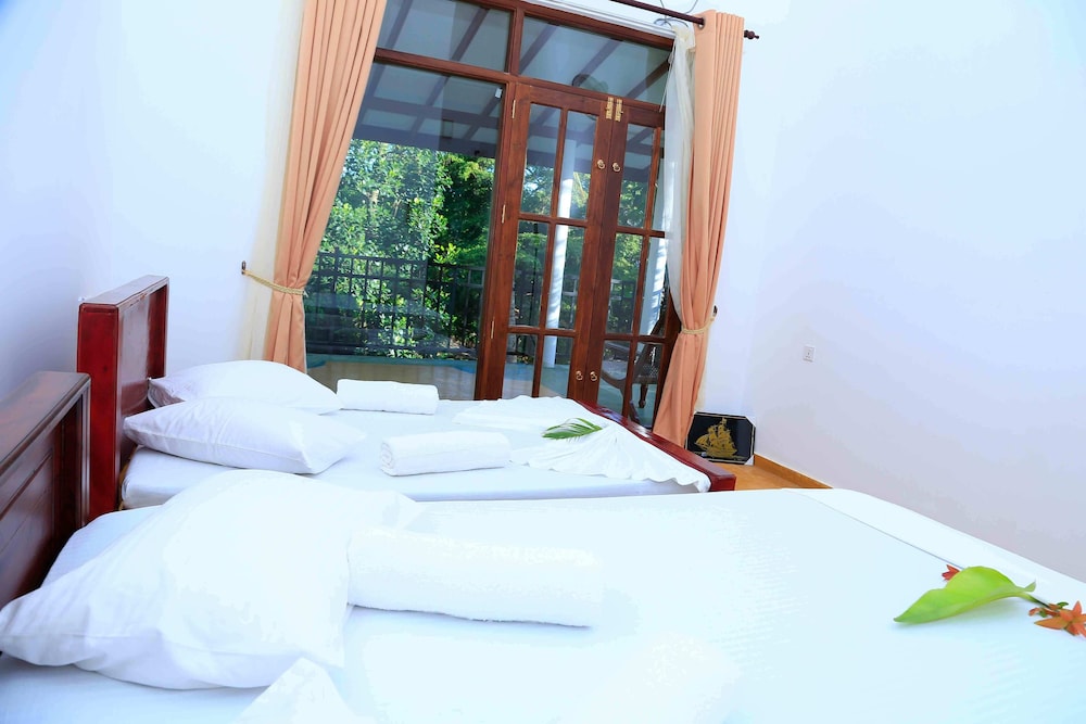 Deluxe Triple Room photo 3