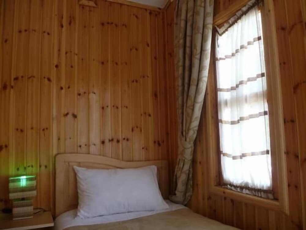 Standard Twin Room photo 1