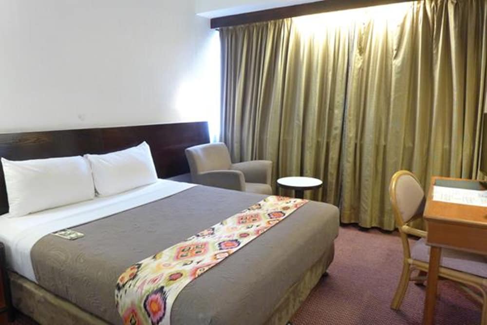 Deluxe Twin Room photo 2