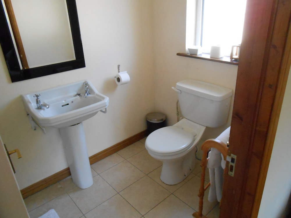Double Room - Photo 3