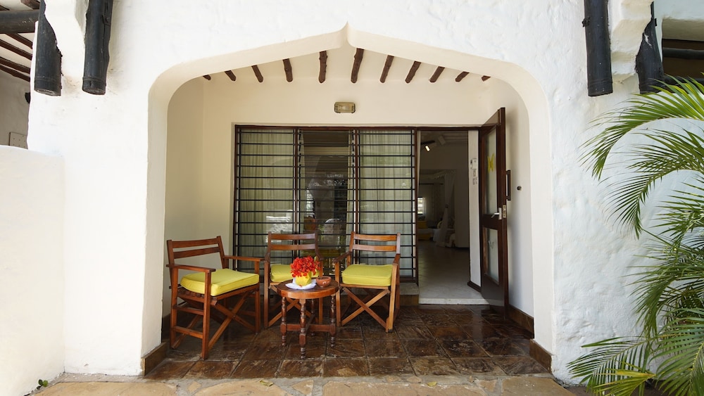 Double or Twin Room, Garden View - Photo 4