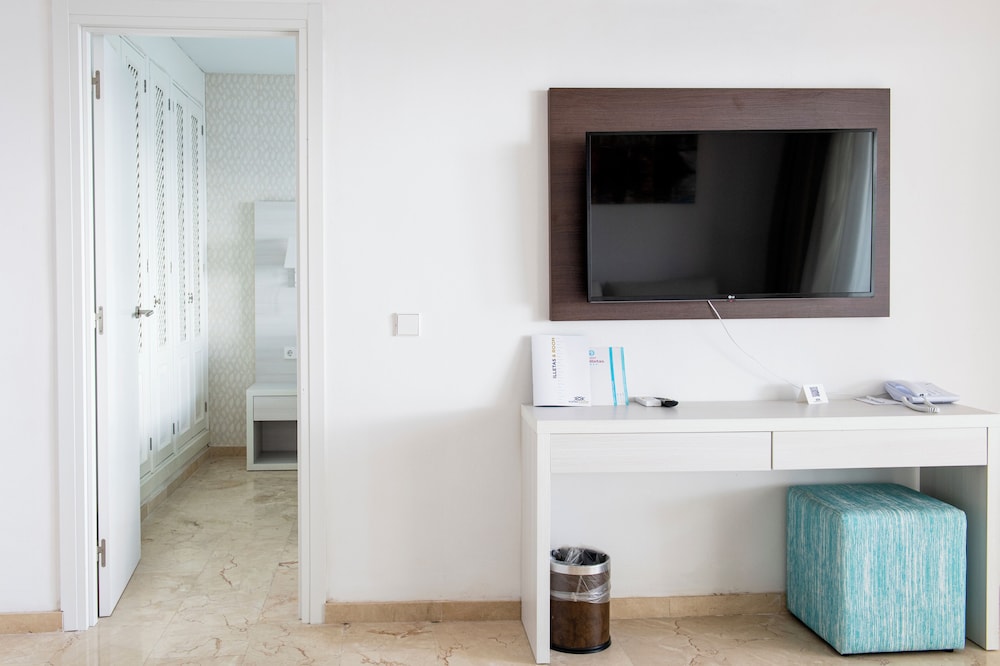 Deluxe Suite, 1 Bedroom, Sea View