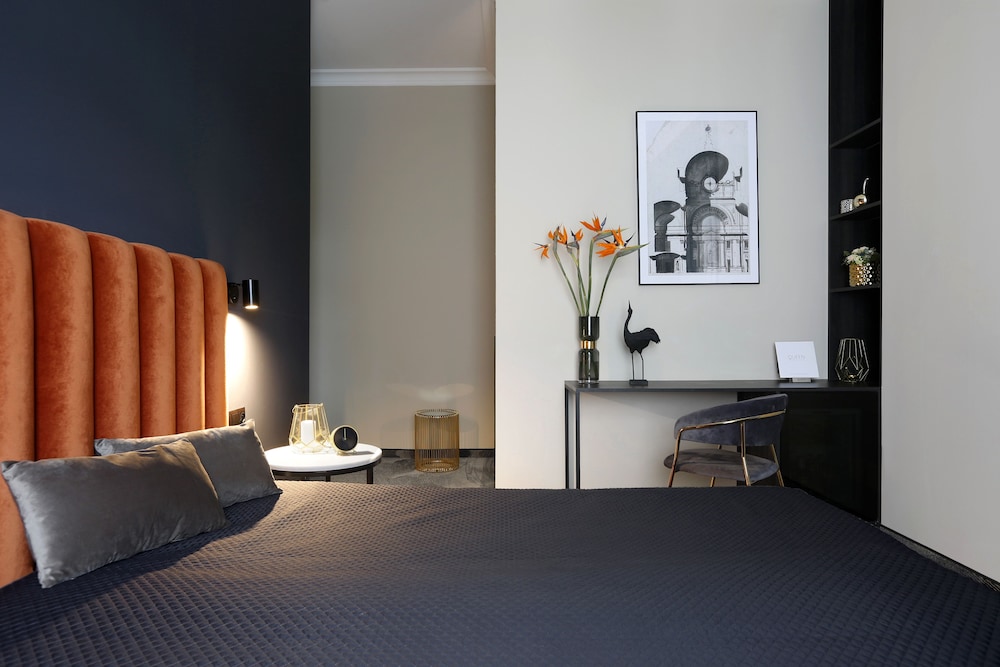 Classic Double or Twin Room - Photo 6