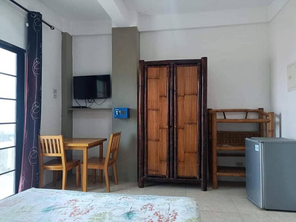 Double Room with Sea View - Photo 4