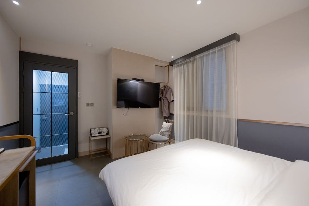 Deluxe Double Room — the supplier's photographs — photo 3